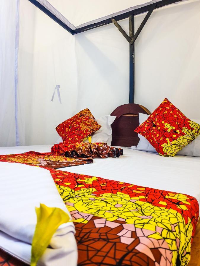 Deja Blue Hotel Паже Екстериор снимка